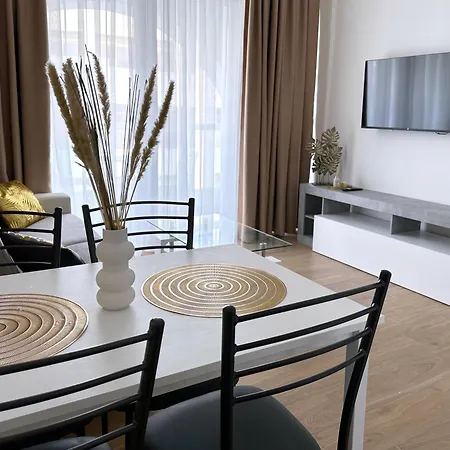 Apartament Miami *